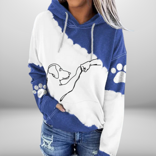 Trendy, loose-fitting hoodie with digital print