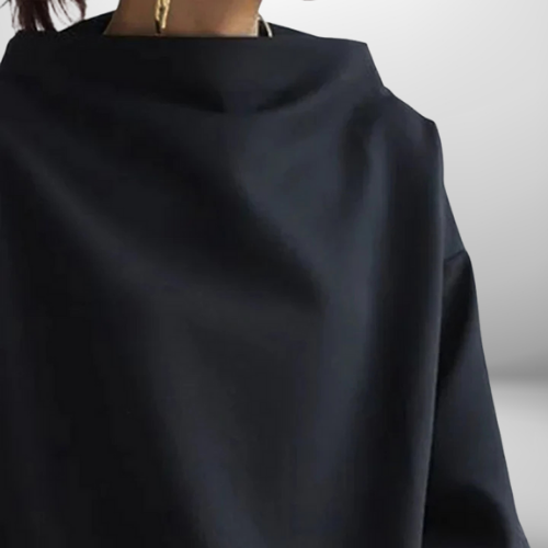 Lola - Elegant Sweater