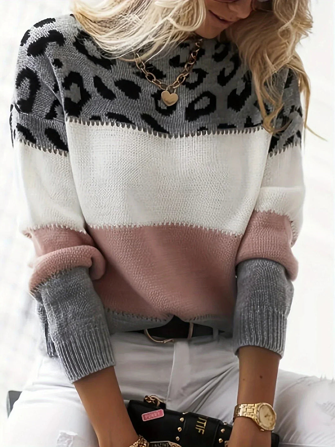 Chelsea – Stylish Leopard Sweater